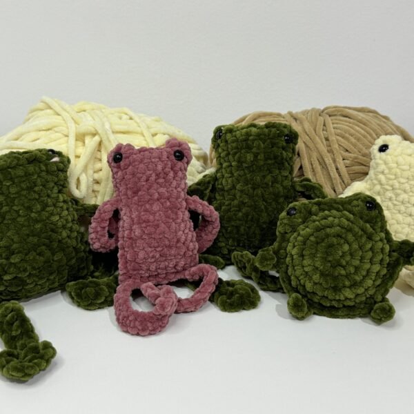 Frog Keychain — Crocheted