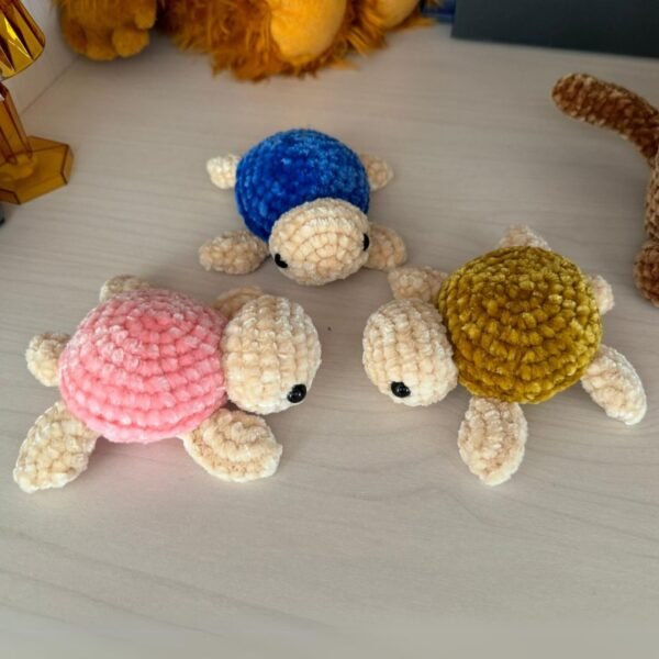 Small Crocheted Turtle
